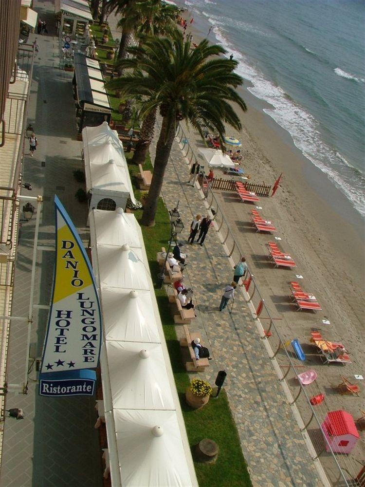 Hotel Danio Lungomare Alassio Kültér fotó